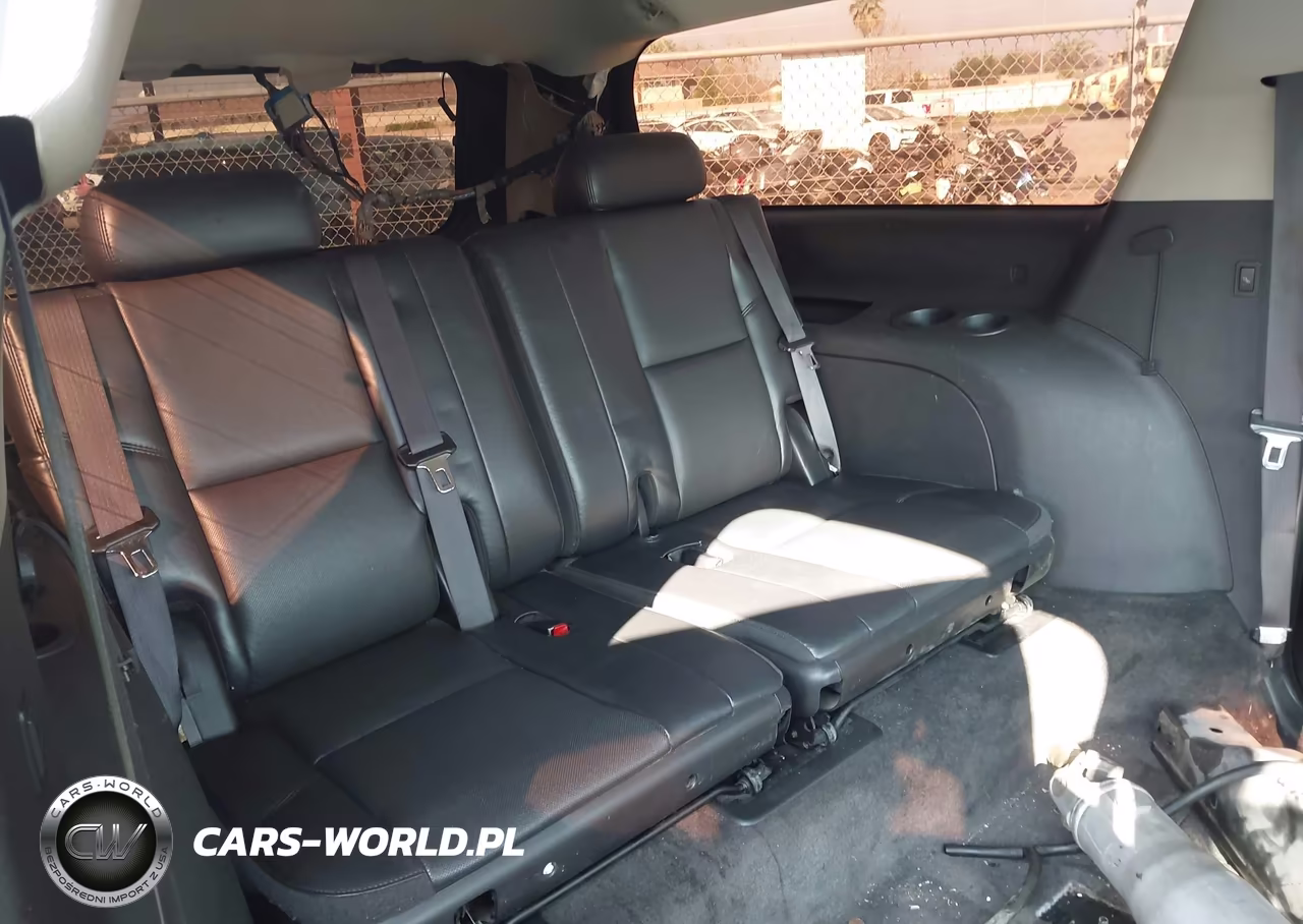 2010 Chevrolet Suburban 1500 Ltz VIN:1GNUCKE03AR231539 - 8