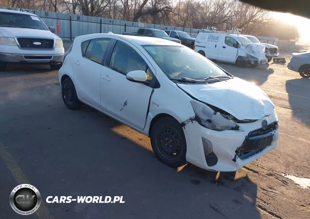 2016 Toyota Prius C Two