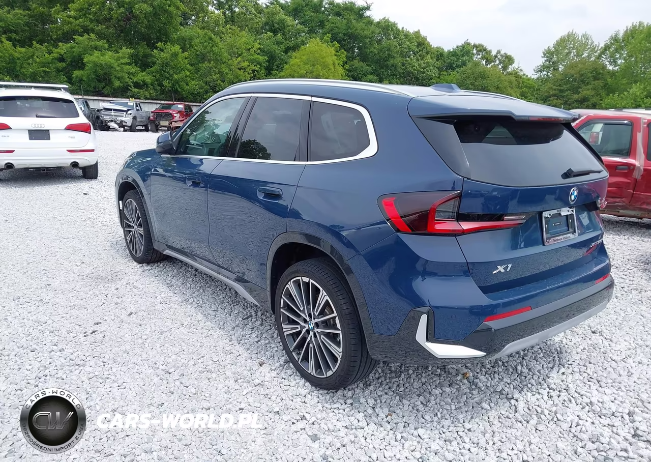 2026 BMW X1 xDrive28I VIN:WBX73EF03T5488140 - 3
