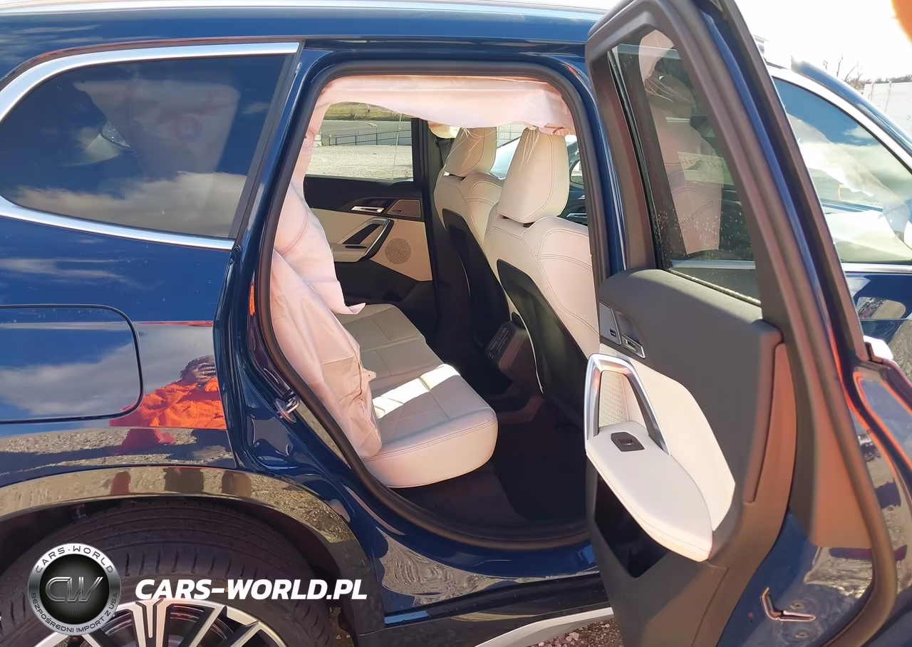 2026 BMW X1 xDrive28I VIN:WBX73EF03T5488140 - 8