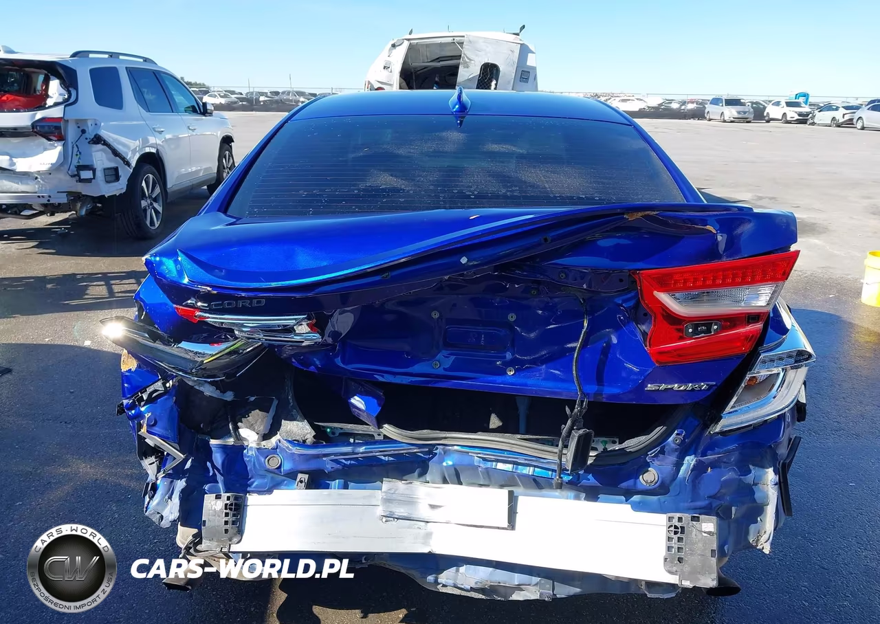 2018 Honda Accord Sport VIN:1HGCV1F35JA222567 - 17