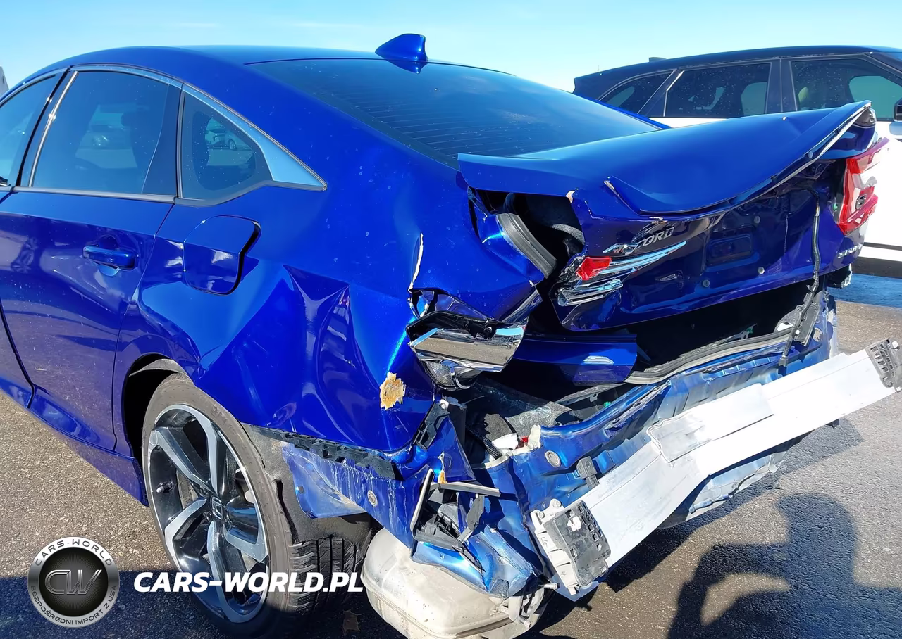 2018 Honda Accord Sport VIN:1HGCV1F35JA222567 - 18