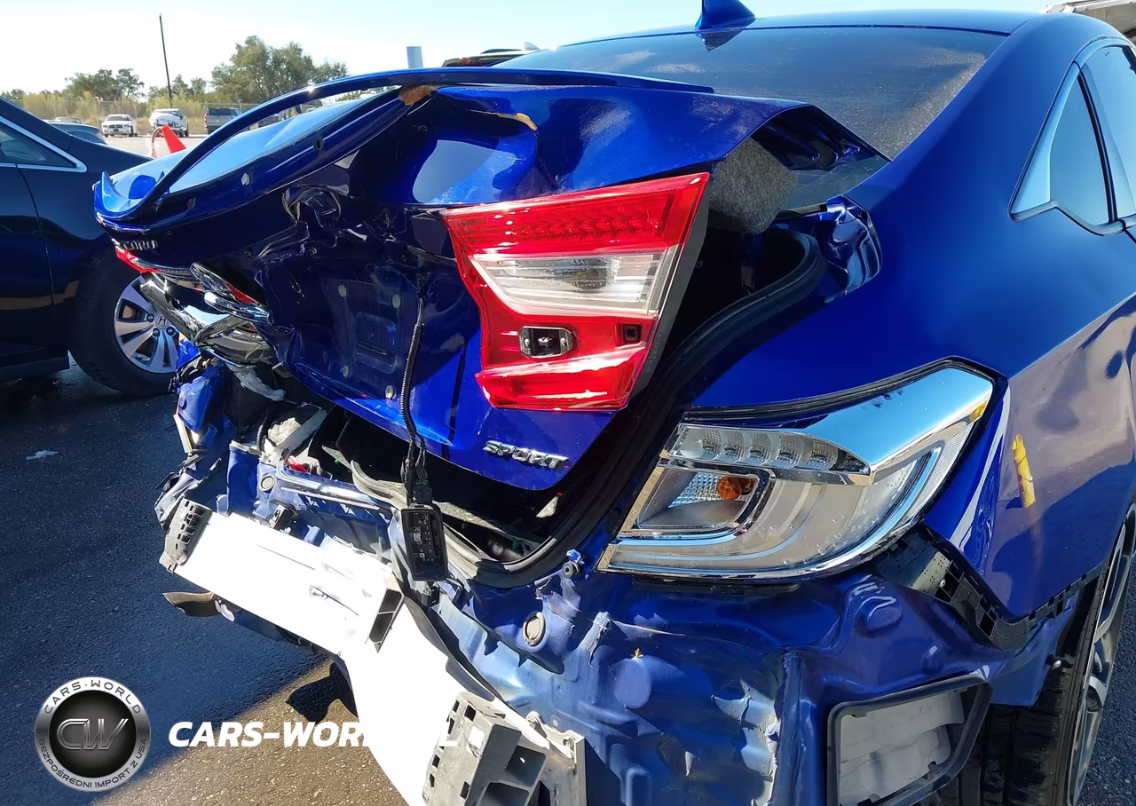 2018 Honda Accord Sport VIN:1HGCV1F35JA222567 - 19