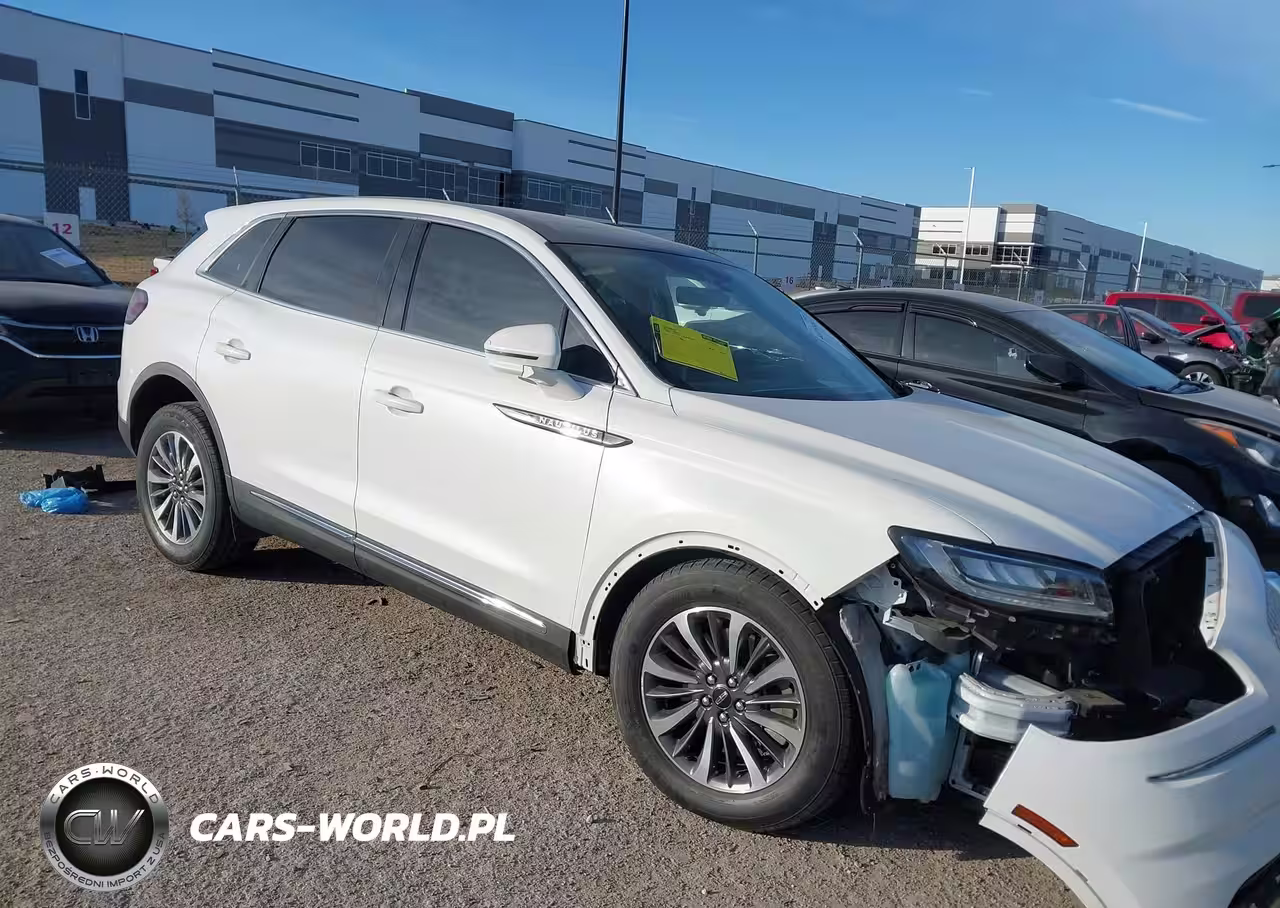 2021 Lincoln Nautilus Reserve