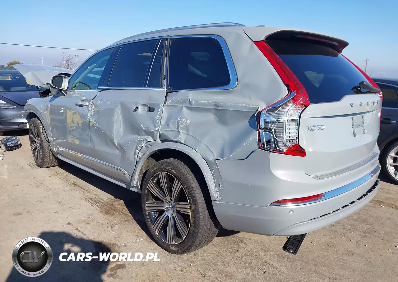2024 Volvo Xc90 Recharge Plug-In Hybrid T8 Ultimate Bright Theme 7-Seater VIN:YV4H60CF6R1237260 - 3
