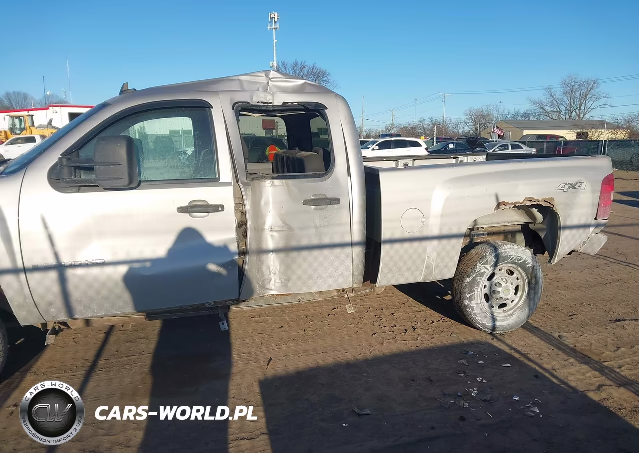2008 Chevrolet Silverado 2500Hd Work Truck VIN:1GCHK23KX8F149952 - 6