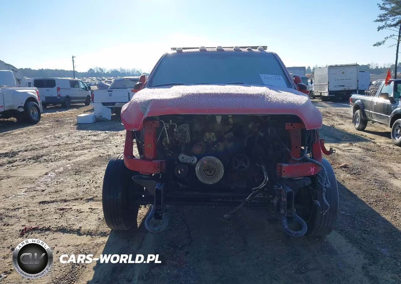 2018 Ram 5500 Chassis Tradesman-Slt VIN:3C7WRMDL0JG375575 - 16