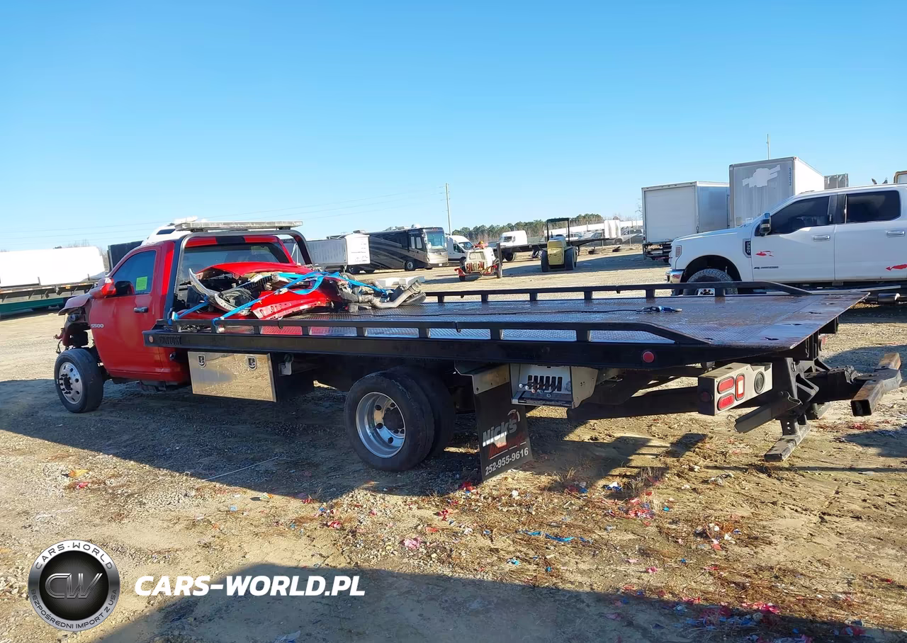 2018 Ram 5500 Chassis Tradesman-Slt VIN:3C7WRMDL0JG375575 - 18