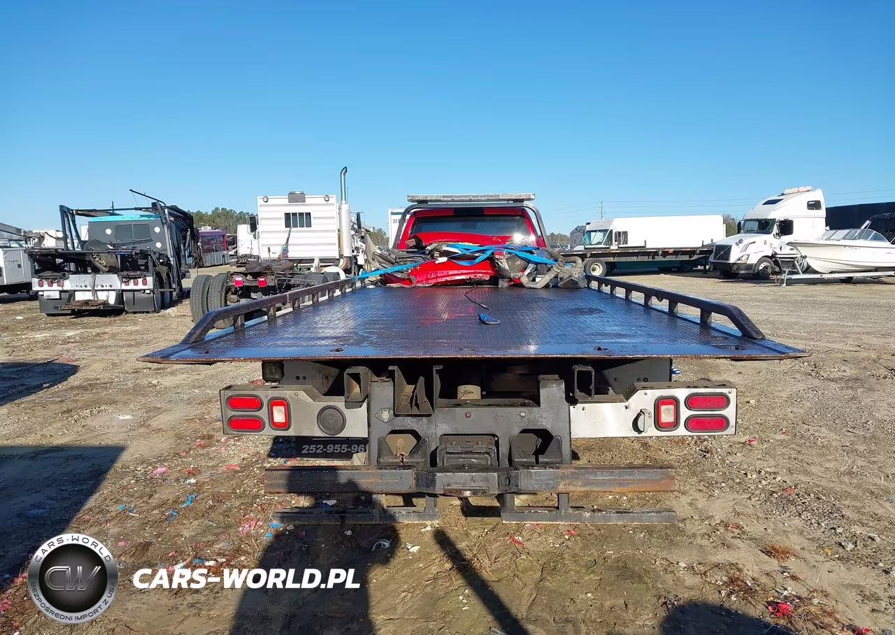 2018 Ram 5500 Chassis Tradesman-Slt VIN:3C7WRMDL0JG375575 - 19
