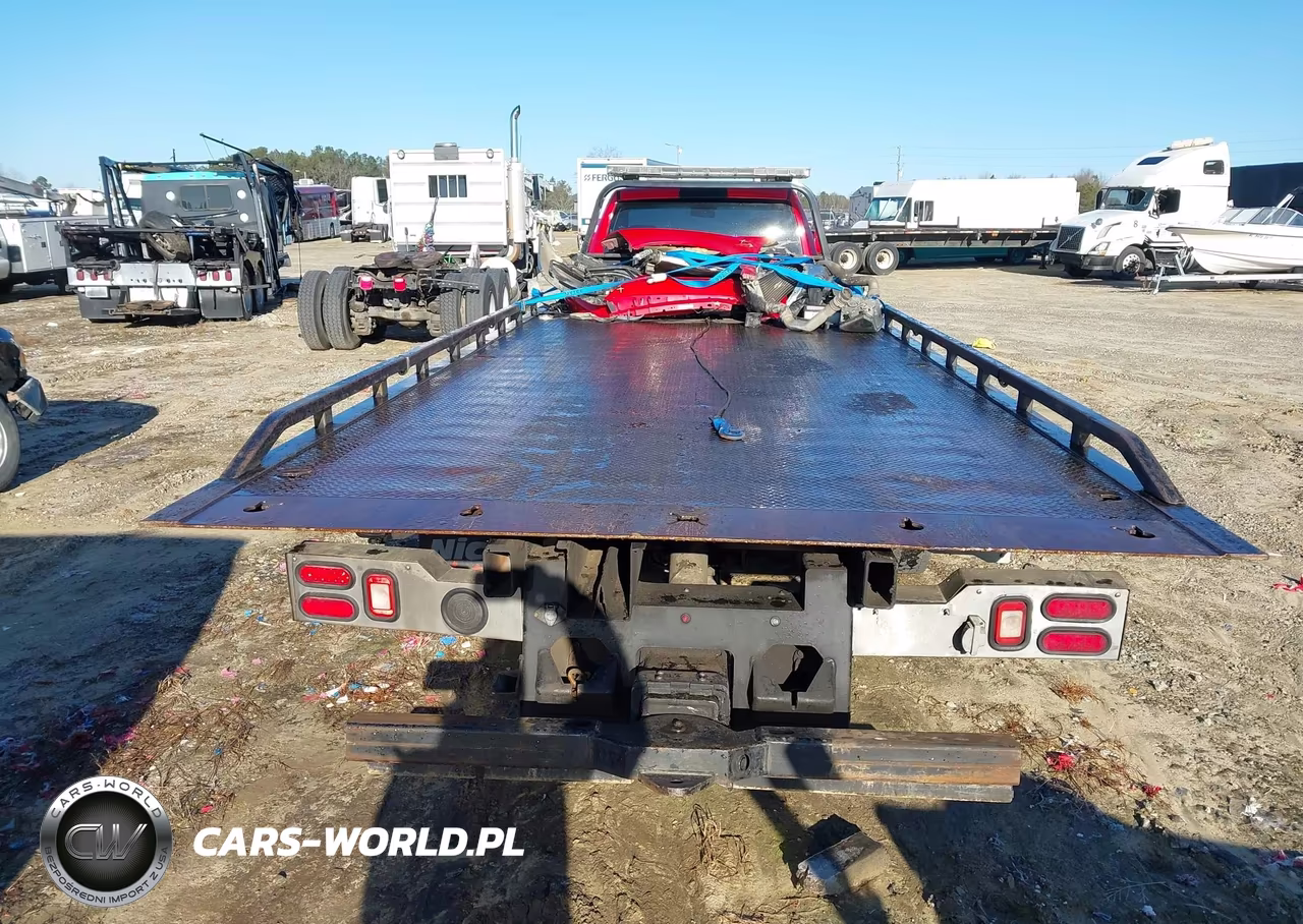 2018 Ram 5500 Chassis Tradesman-Slt VIN:3C7WRMDL0JG375575 - 6