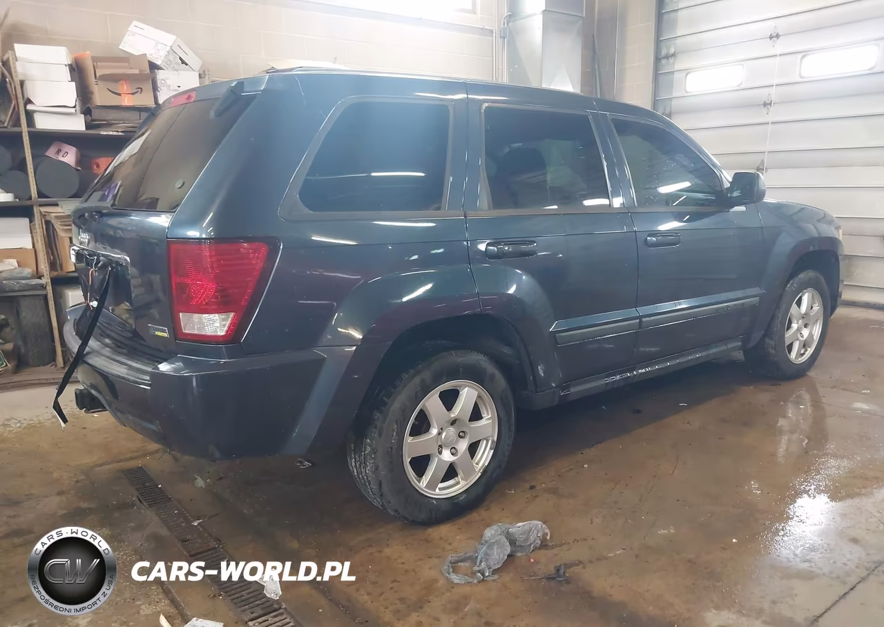 2008 Jeep Grand Cherokee Laredo VIN:1J8HR48N08C225070 - 4