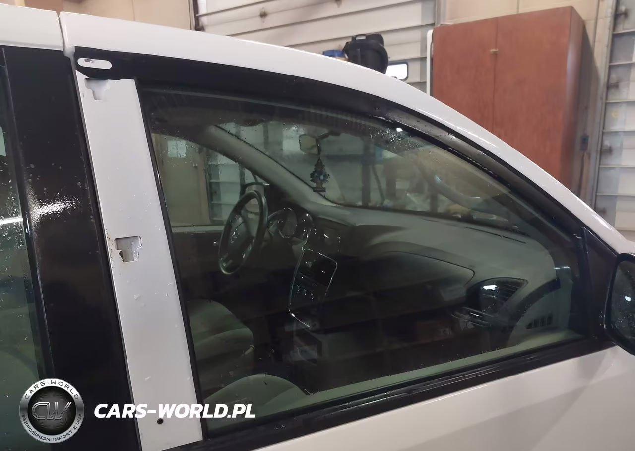 2015 Dodge Grand Caravan American Value Pkg VIN:2C4RDGBG2FR530824 - 15