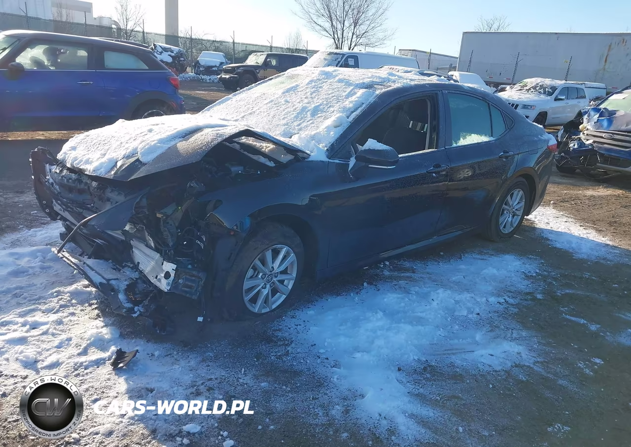 2025 Toyota Camry Le VIN:4T1DBADK1SU032847 - 2