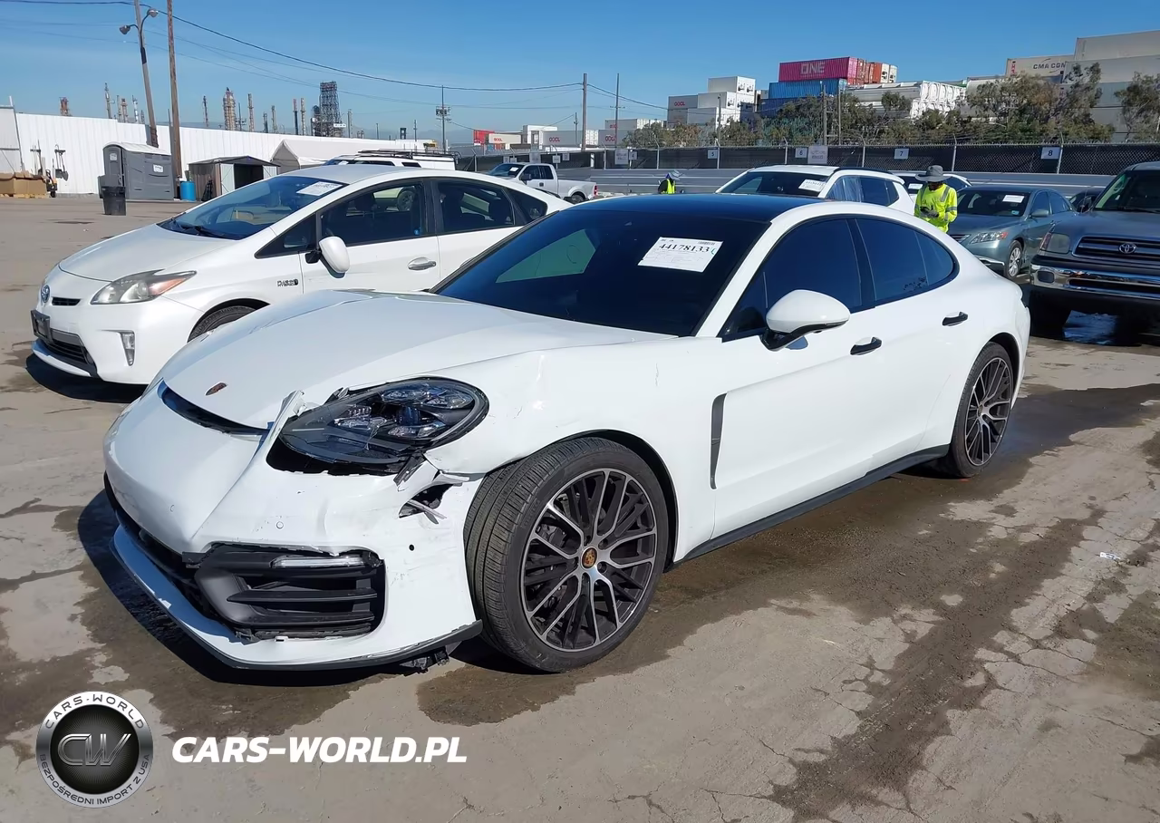 2022 Porsche Panamera 4-4 Platinum Edition-Platinum Edition VIN:WP0AJ2A77NL101079 - 2