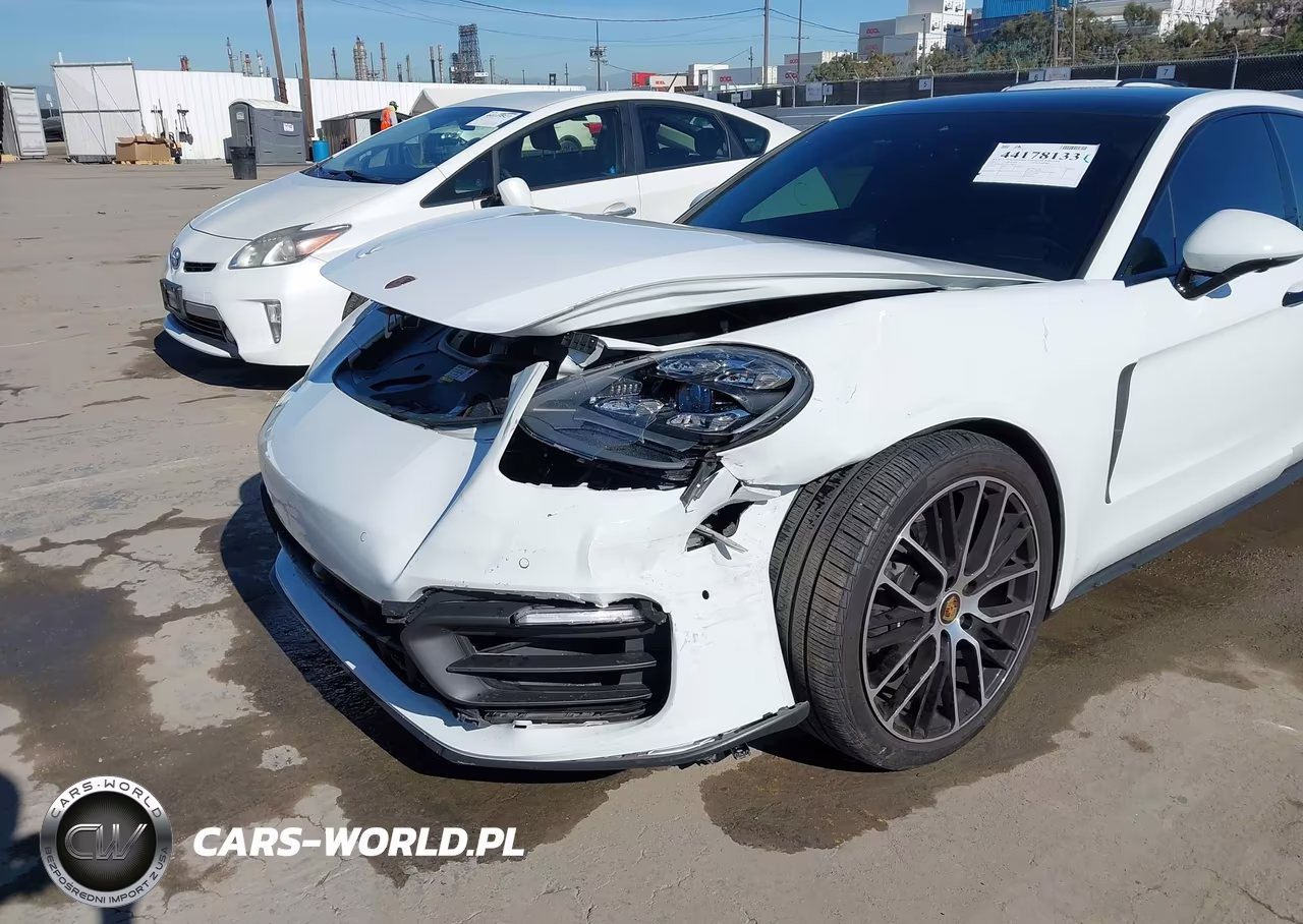 2022 Porsche Panamera 4-4 Platinum Edition-Platinum Edition VIN:WP0AJ2A77NL101079 - 6