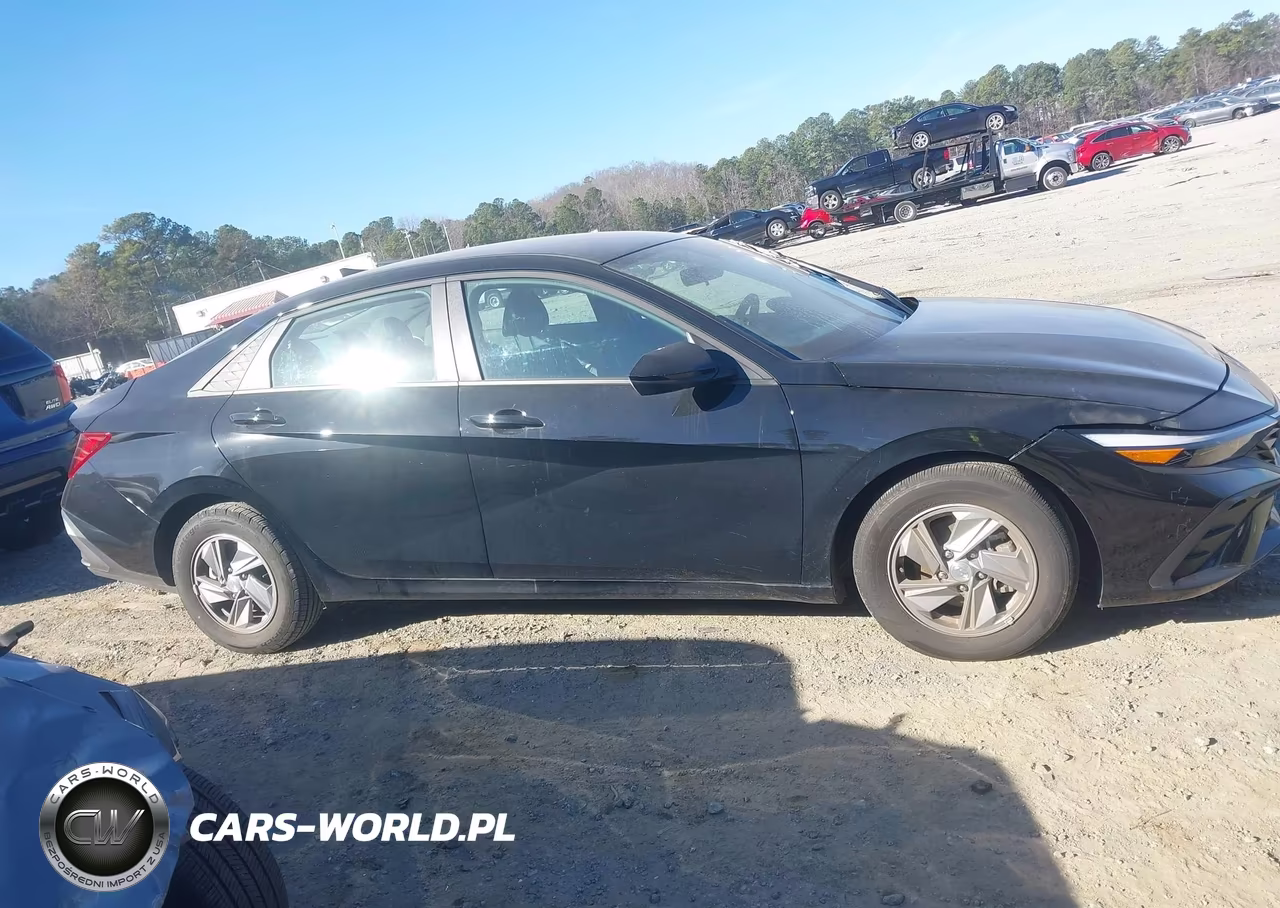 2025 Hyundai Elantra Se VIN:KMHLL4DG6SU929894 - 13