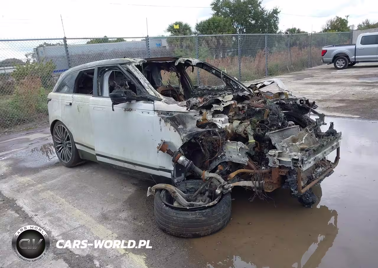 2021 Land Rover Range Rover Velar P250 R-Dynamic S