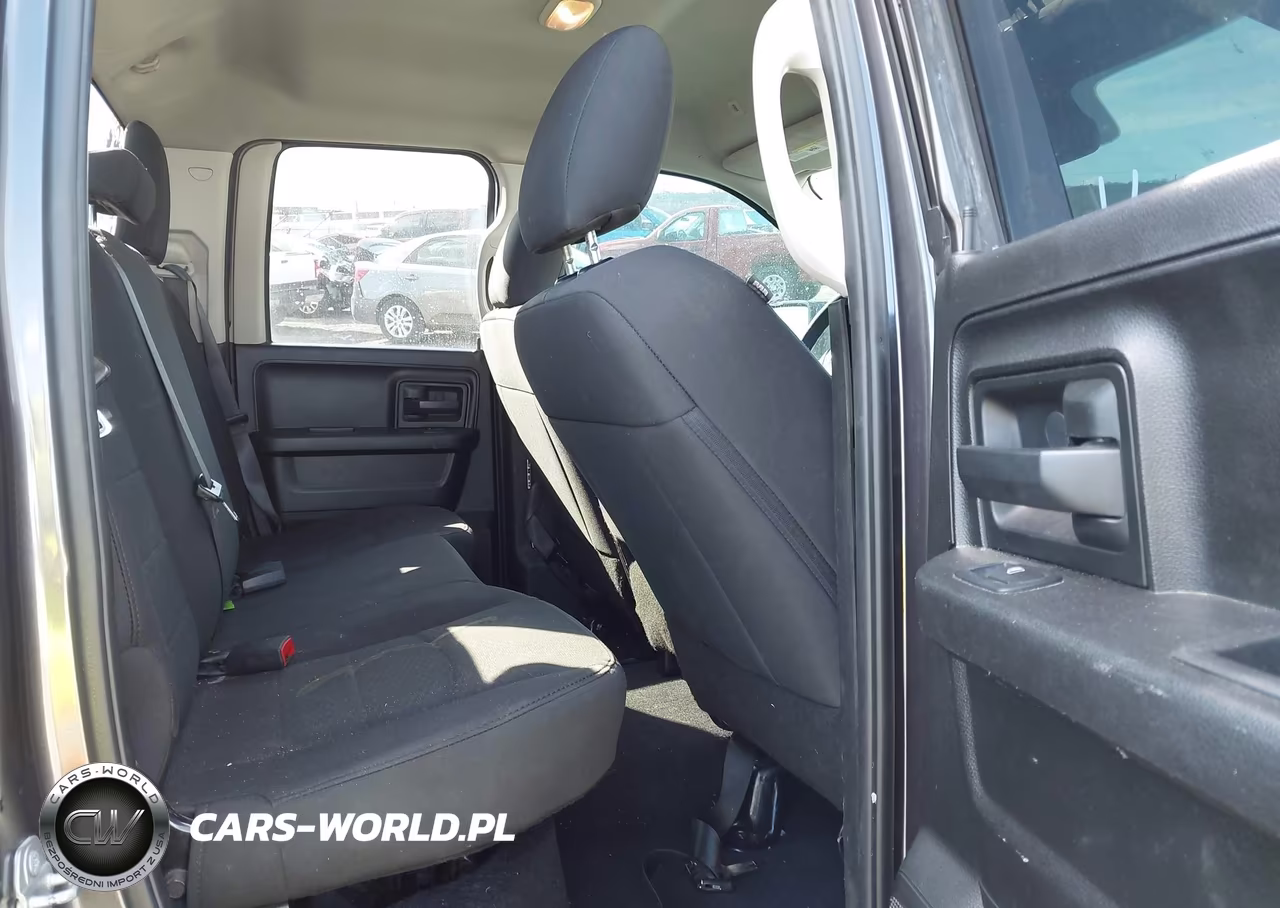 2019 Ram 1500 Classic Tradesman 4X2 6'4 Box VIN:1C6RR6FG9KS574115 - 8