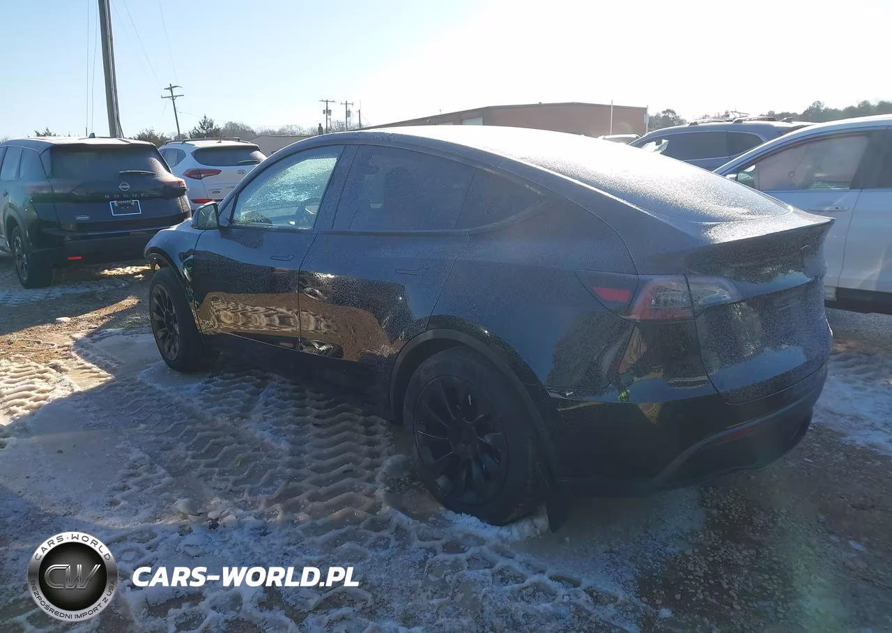2023 Tesla Model Y Awd-Long Range Dual Motor All-Wheel Drive VIN:7SAYGDEE9PA075933 - 3