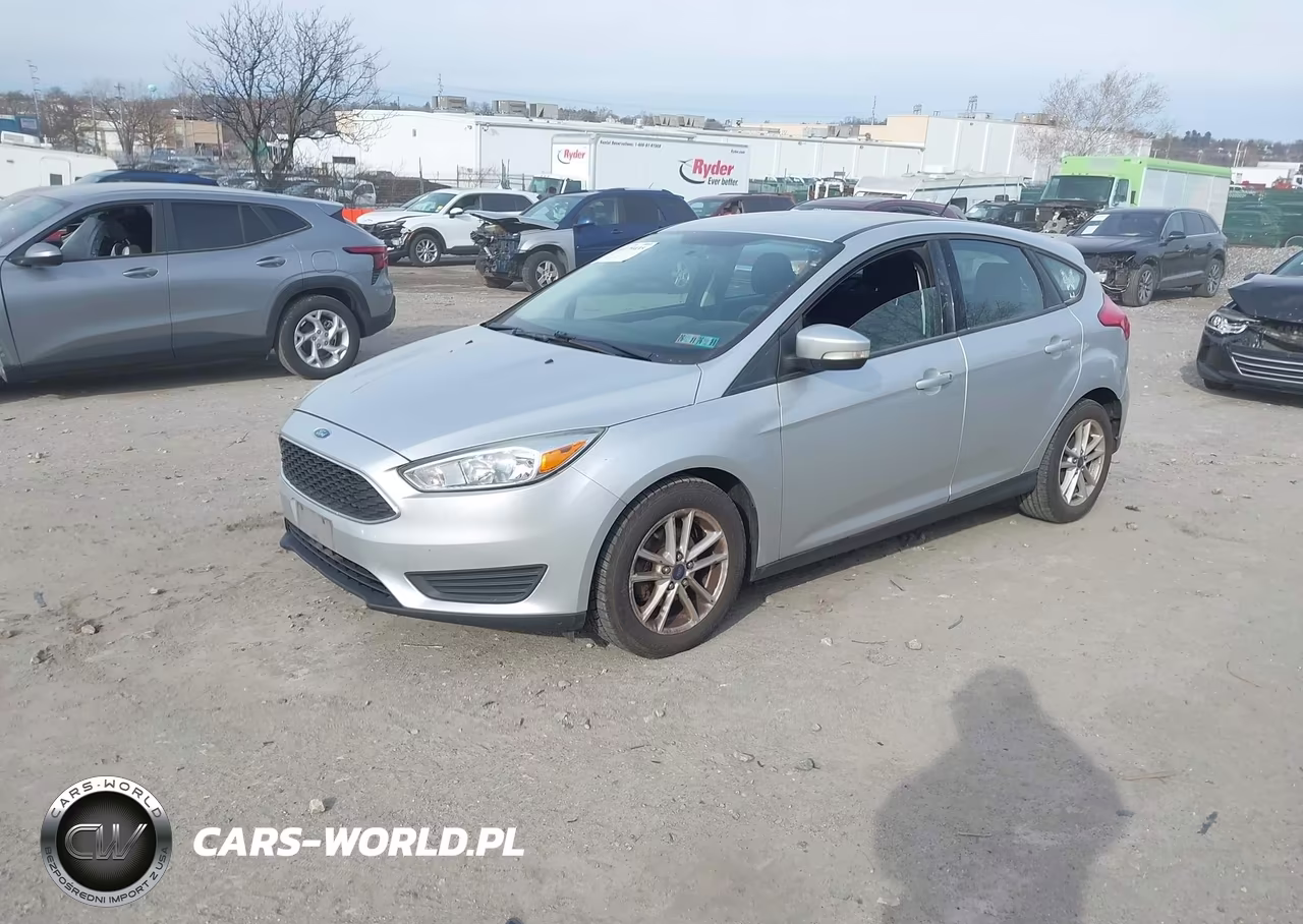 2015 Ford Focus Se VIN:1FADP3K2XFL282464 - 2
