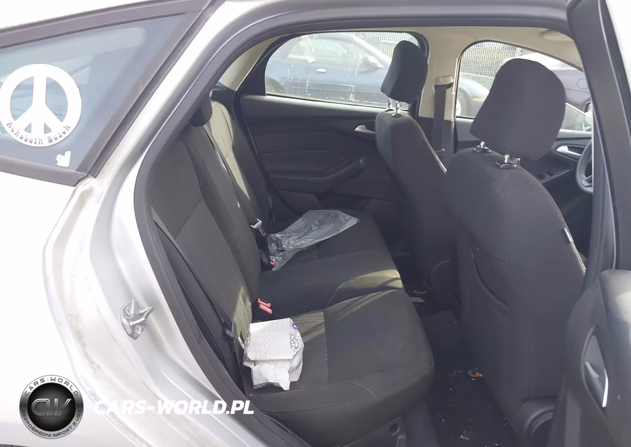 2015 Ford Focus Se VIN:1FADP3K2XFL282464 - 8