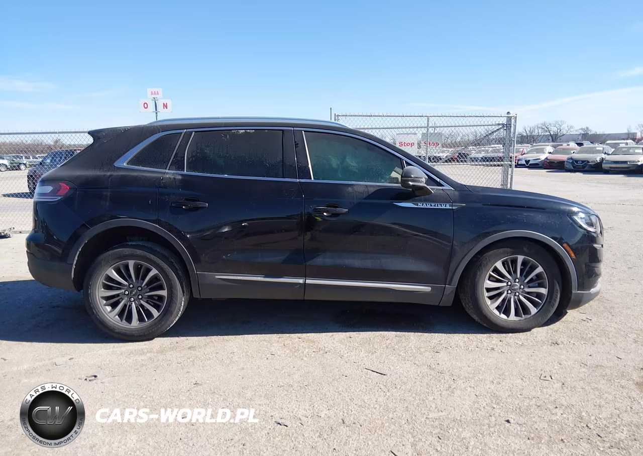 2022 Lincoln Nautilus Standard VIN:2LMPJ6J90NBL01739 - 13