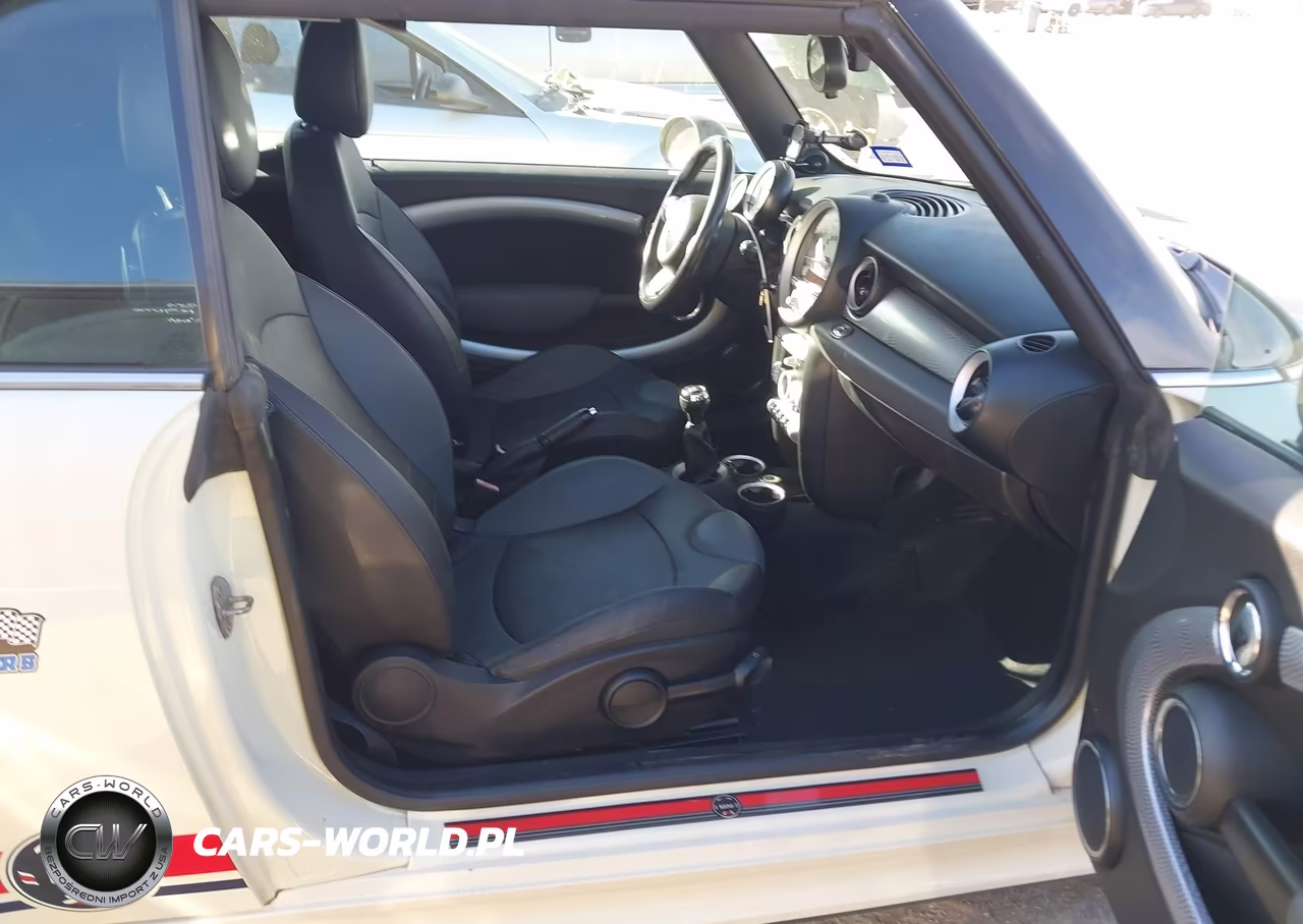2010 Mini Cooper S VIN:WMWMS3C52ATY51251 - 5