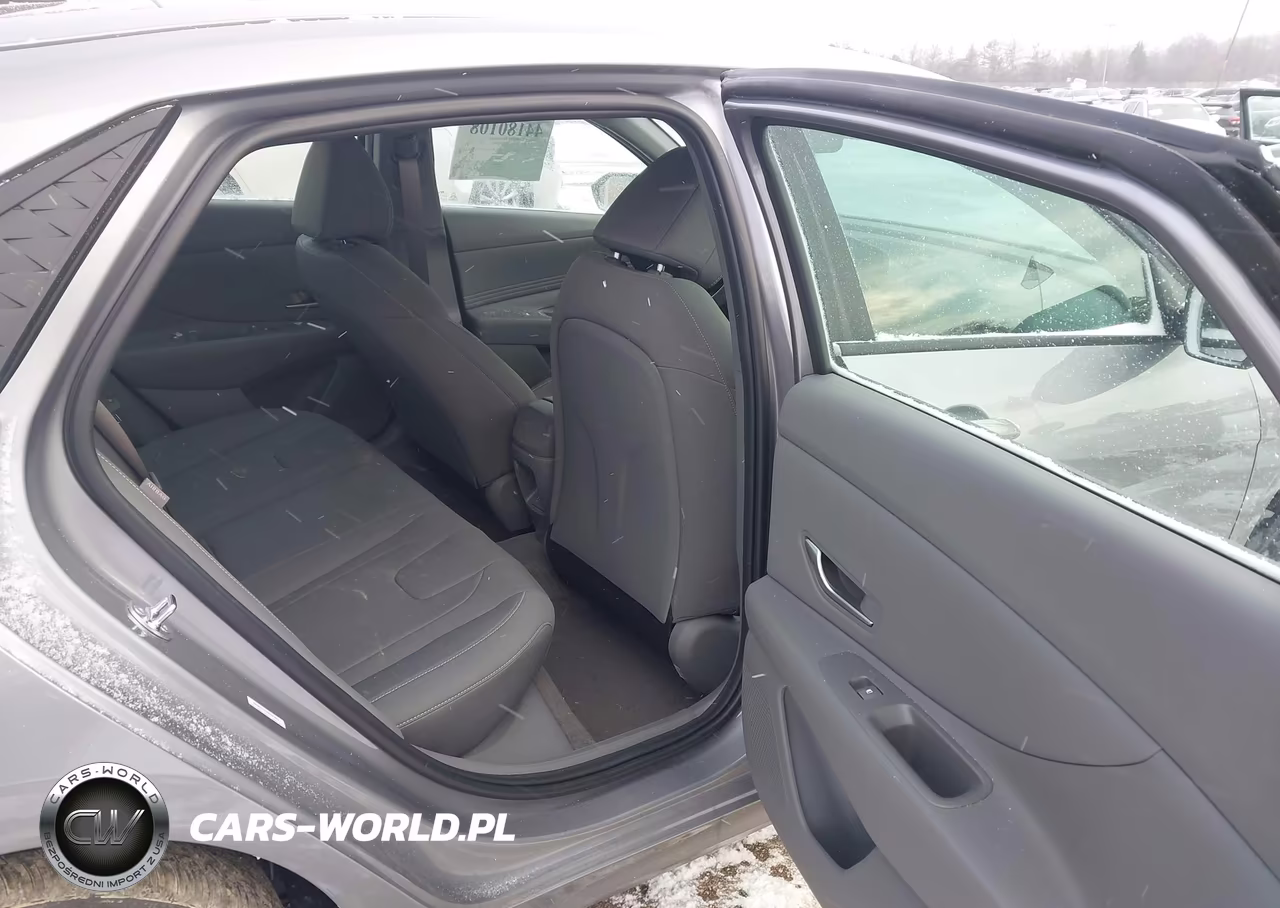 2026 Hyundai Elantra Sel Sport VIN:KMHLM4DG5TU110549 - 8