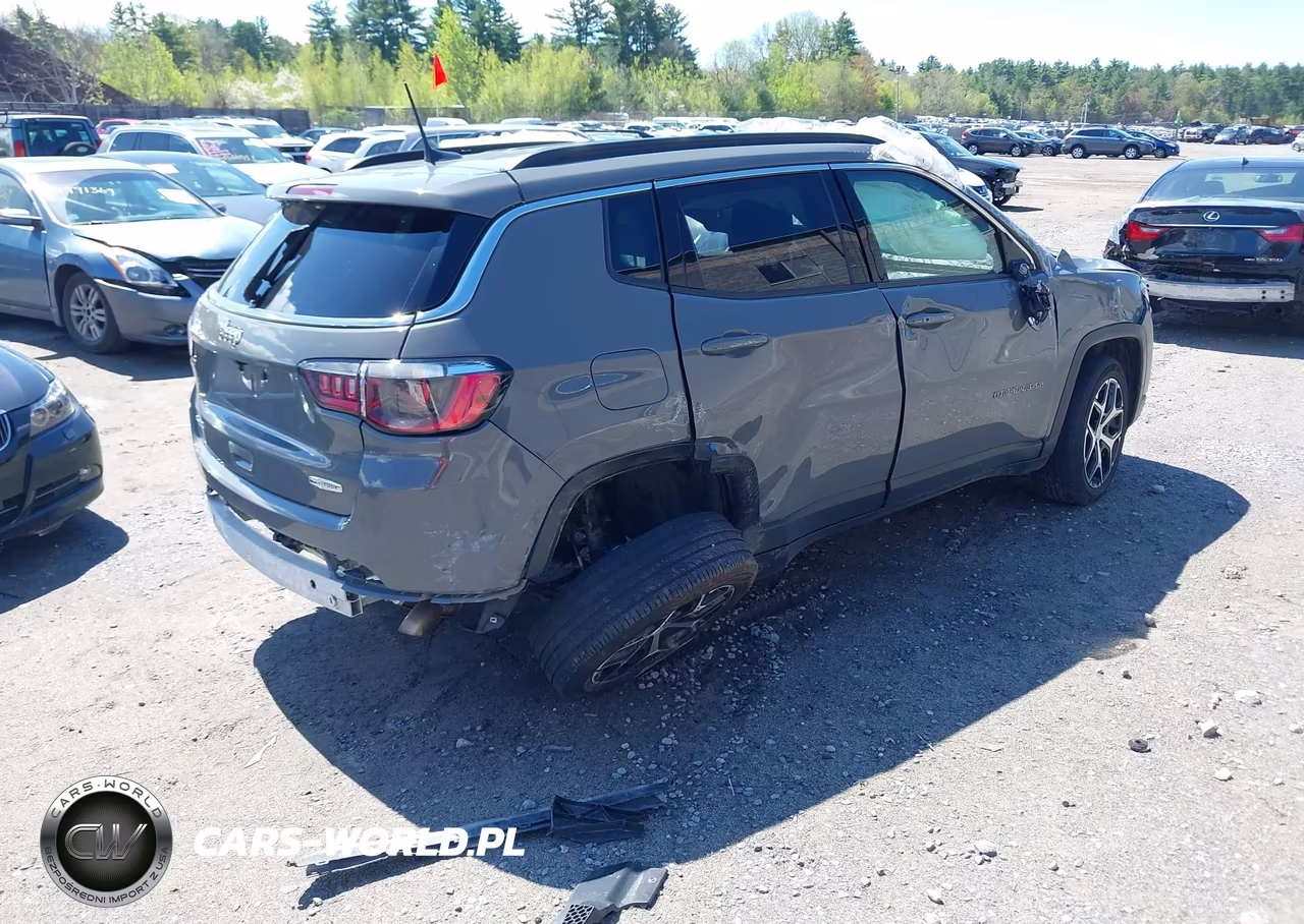 2024 Jeep Compass Latitude 4X4 VIN:3C4NJDBN5RT606929 - 4