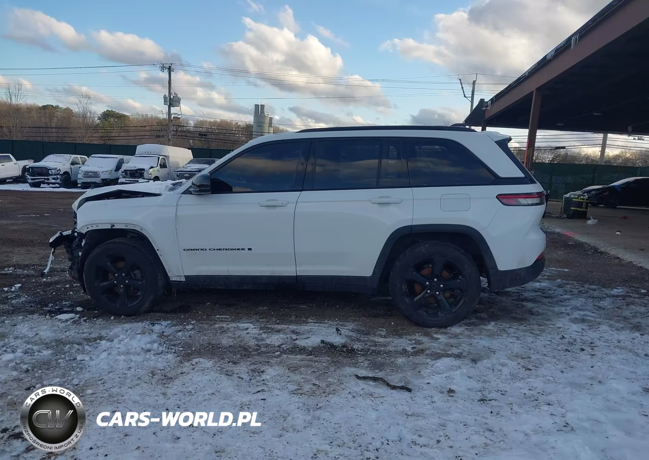 2023 Jeep Grand Cherokee Limited 4X4 VIN:1C4RJHBG1PC501176 - 14