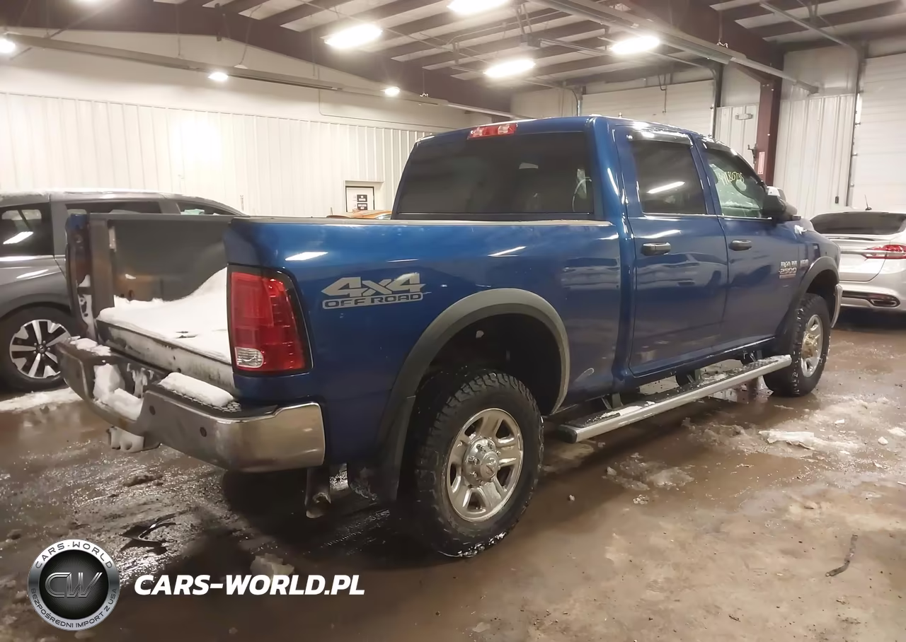 2017 Ram 2500 Tradesman 4X4 6'4 Box VIN:3C6UR5CJ7HG551307 - 4
