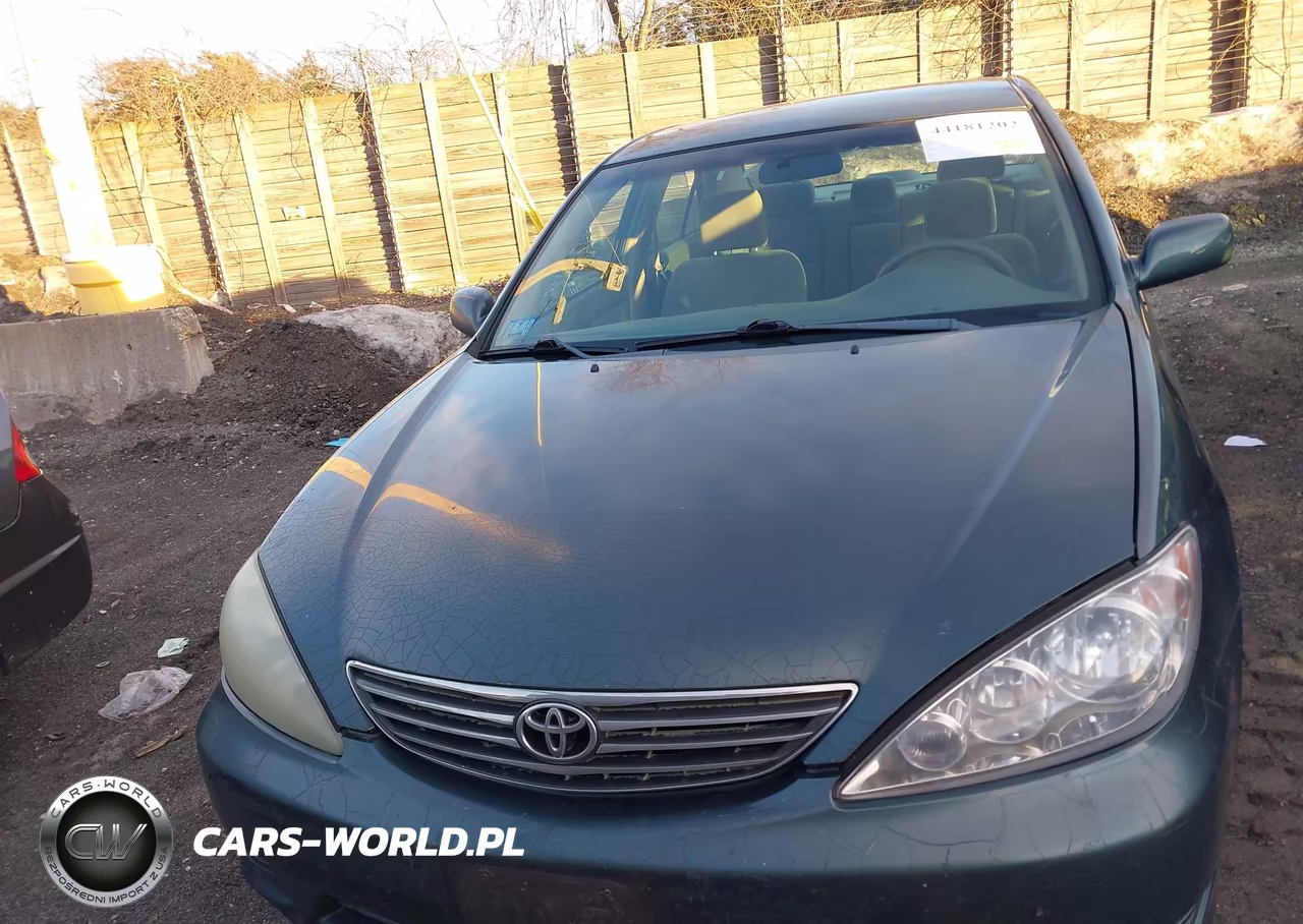 2005 Toyota Camry Le VIN:4T1BE32K45U061311 - 12