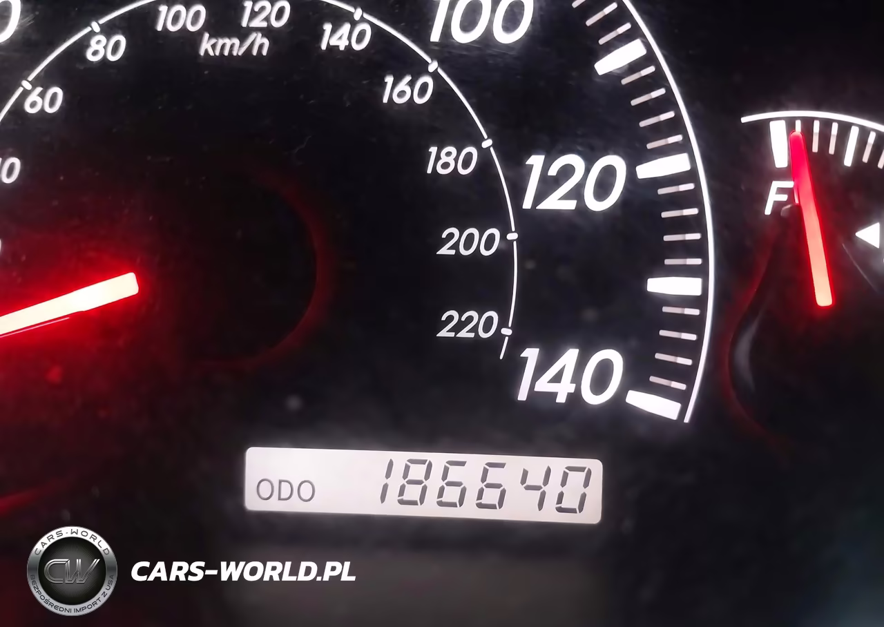2005 Toyota Camry Le VIN:4T1BE32K45U061311 - 15