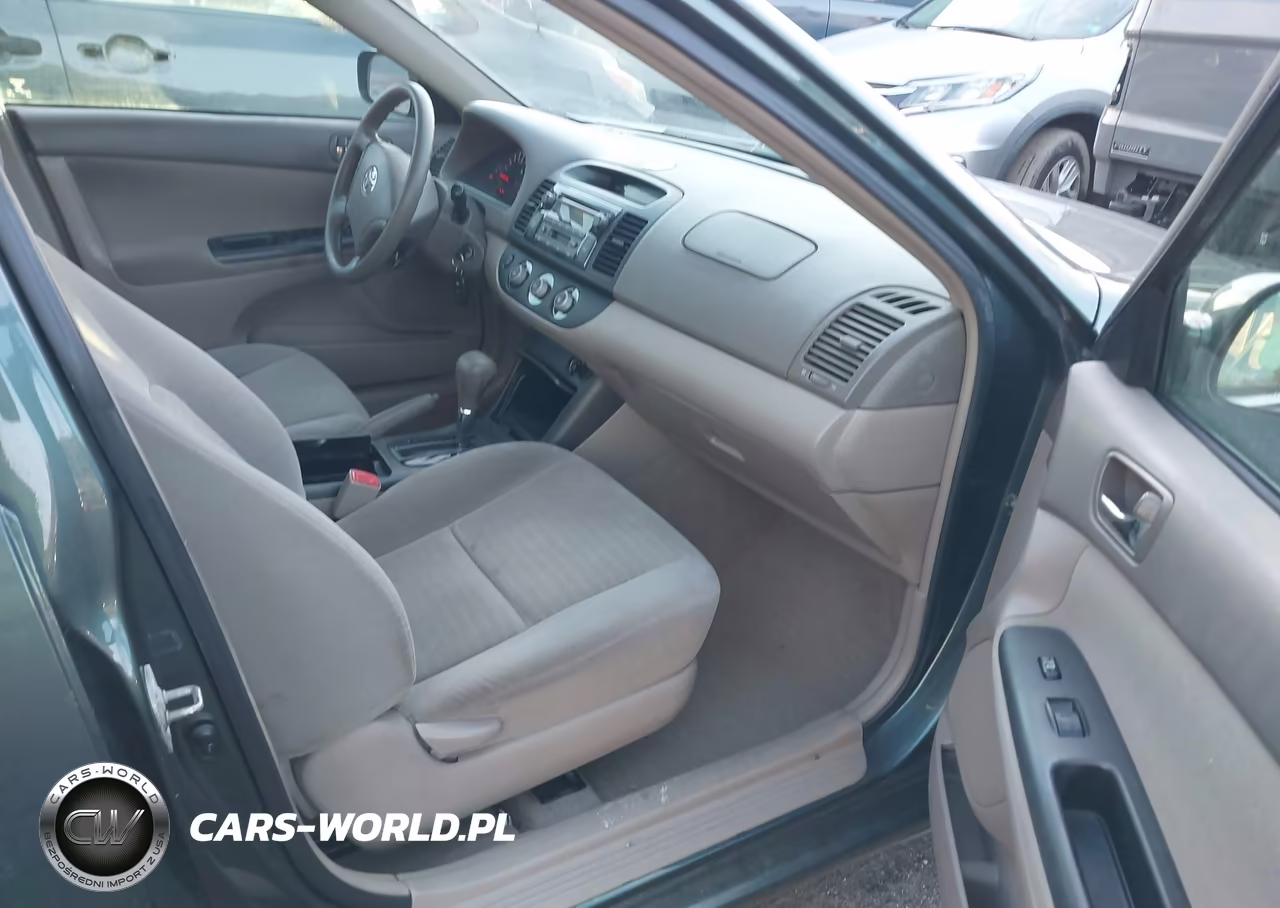 2005 Toyota Camry Le VIN:4T1BE32K45U061311 - 5
