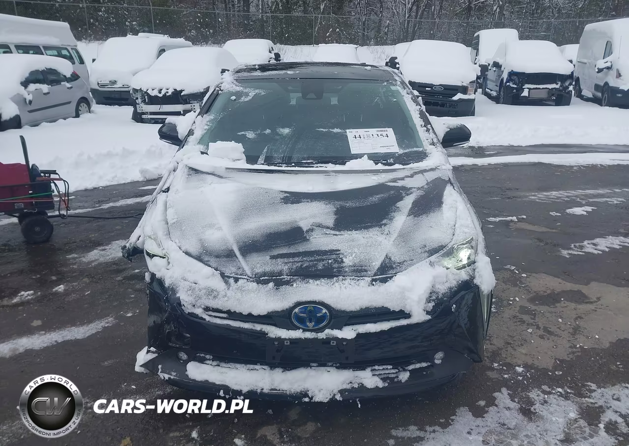 2021 Toyota Prius Le Awd-E VIN:JTDL9MFU2M3026902 - 13