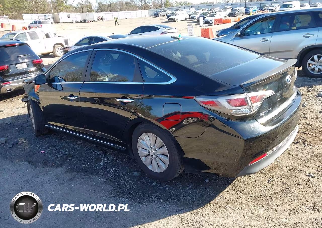 2016 Hyundai Sonata Hybrid Se VIN:KMHE24L17GA018586 - 3