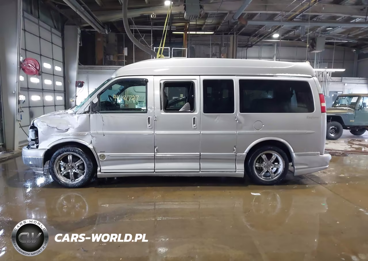 2010 GMC Savana 1500 Upfitter VIN:1GDUHEB47A1118111 - 14