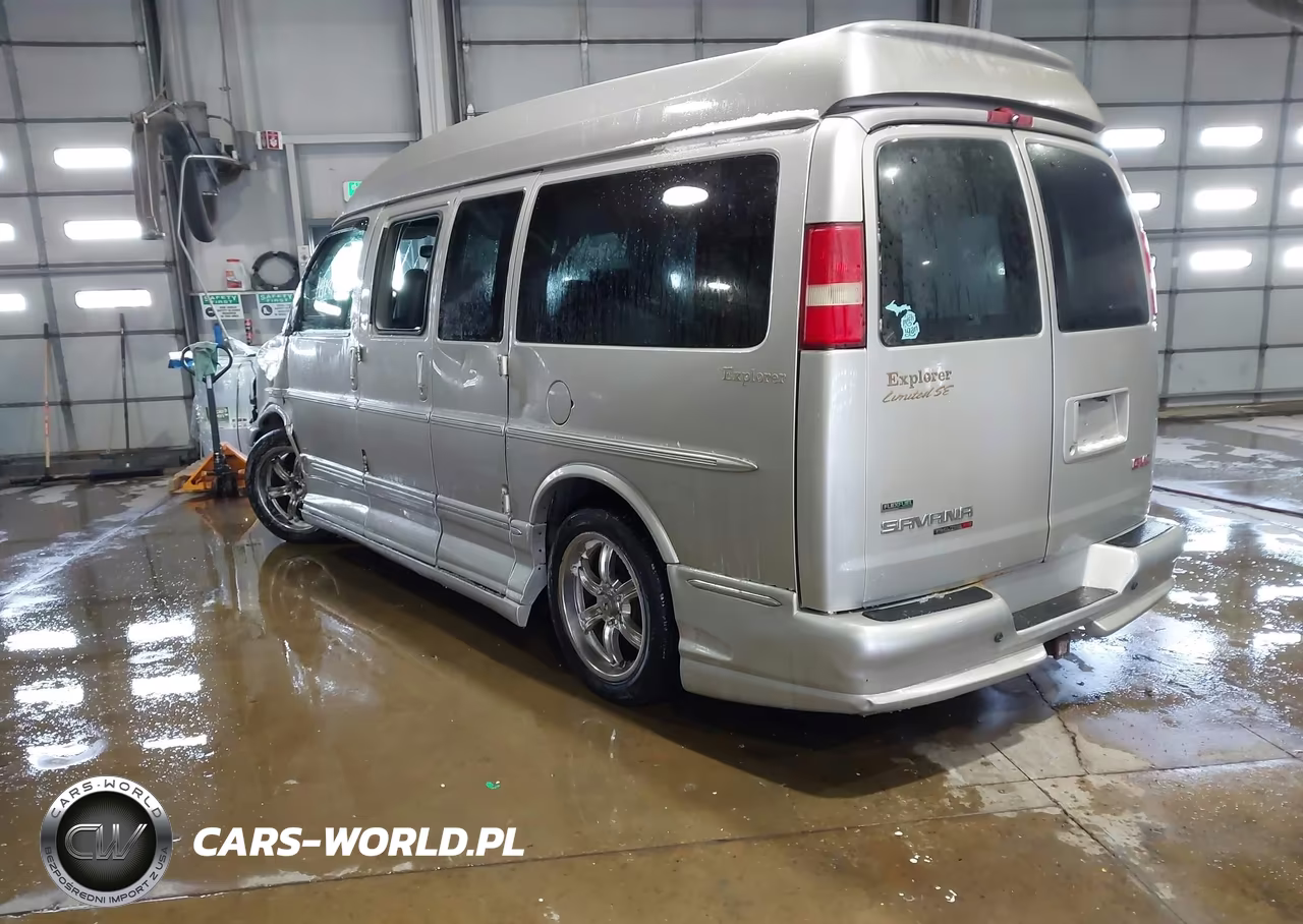 2010 GMC Savana 1500 Upfitter VIN:1GDUHEB47A1118111 - 3