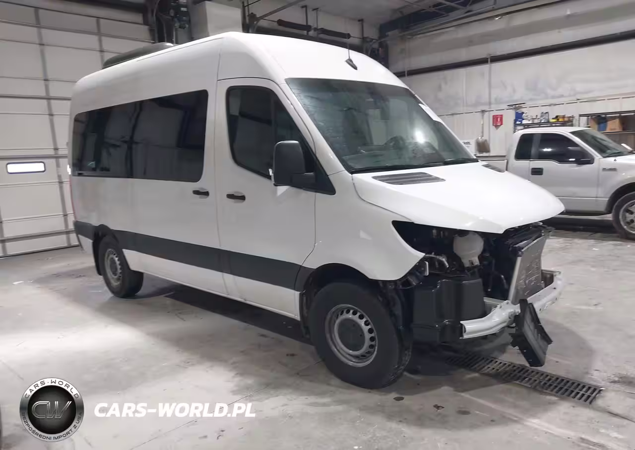 2025 Mercedes-Benz Sprinter 2500 Standard Roof 4-Cyl Diesel