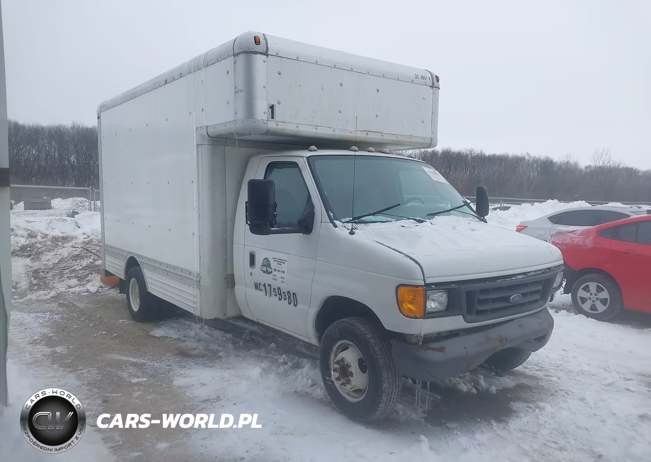 2007 Ford E-450 Cutaway