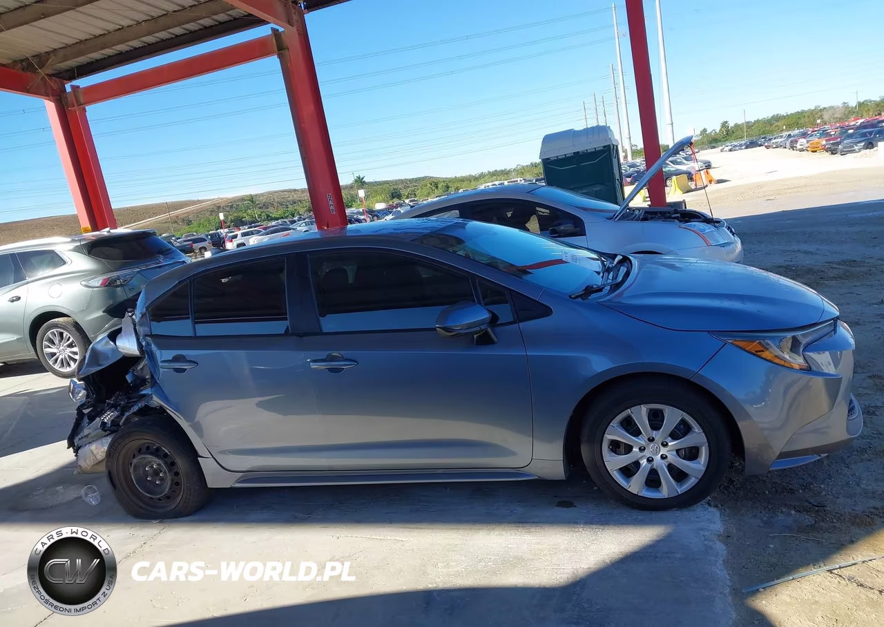 2021 Toyota Corolla Le VIN:5YFEPMAE3MP188155 - 13