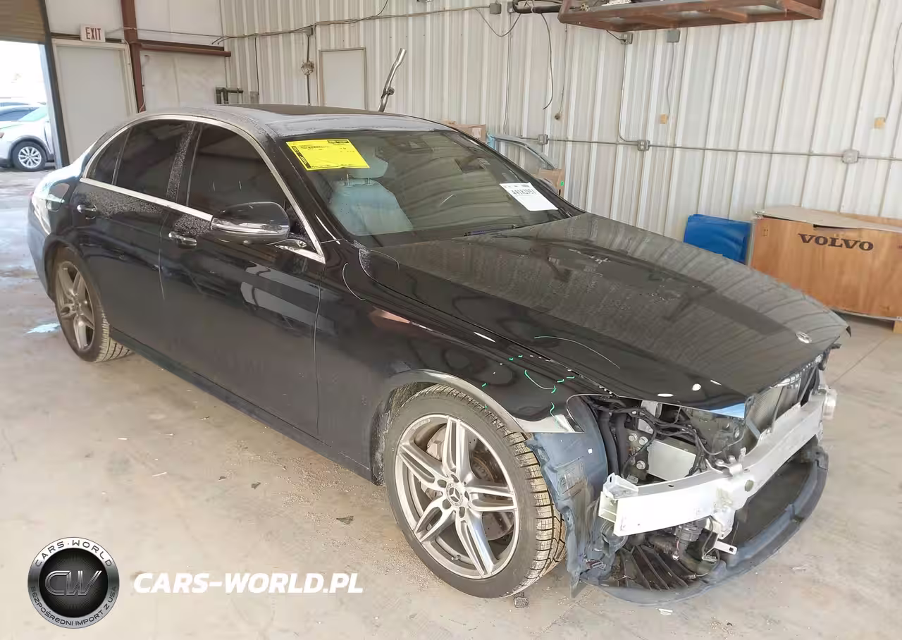 2019 Mercedes-Benz E 300