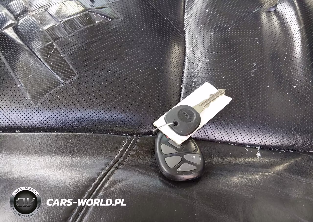 2007 Cadillac Escalade Standard VIN:1GYFK63867R332162 - 11
