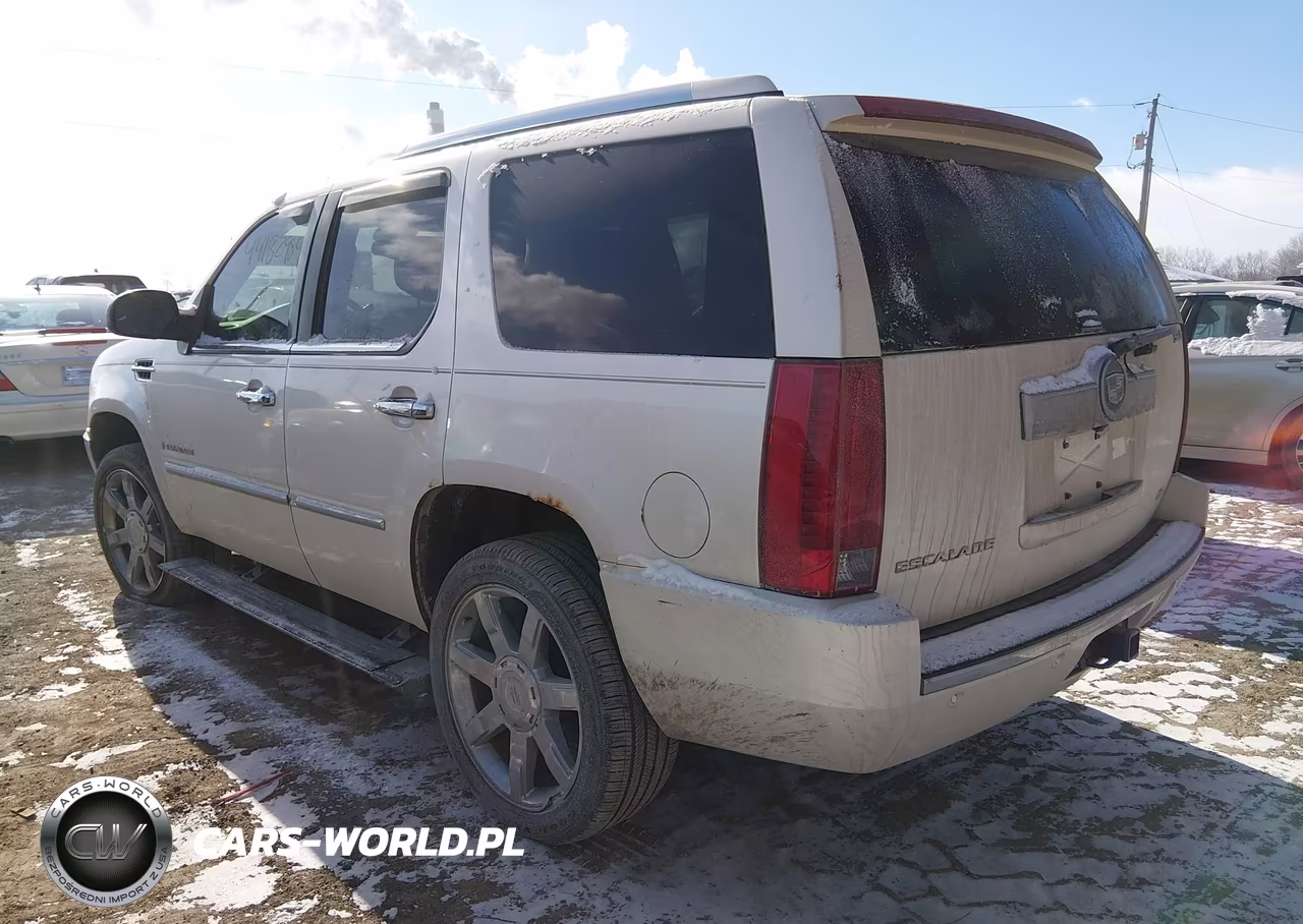 2007 Cadillac Escalade Standard VIN:1GYFK63867R332162 - 3