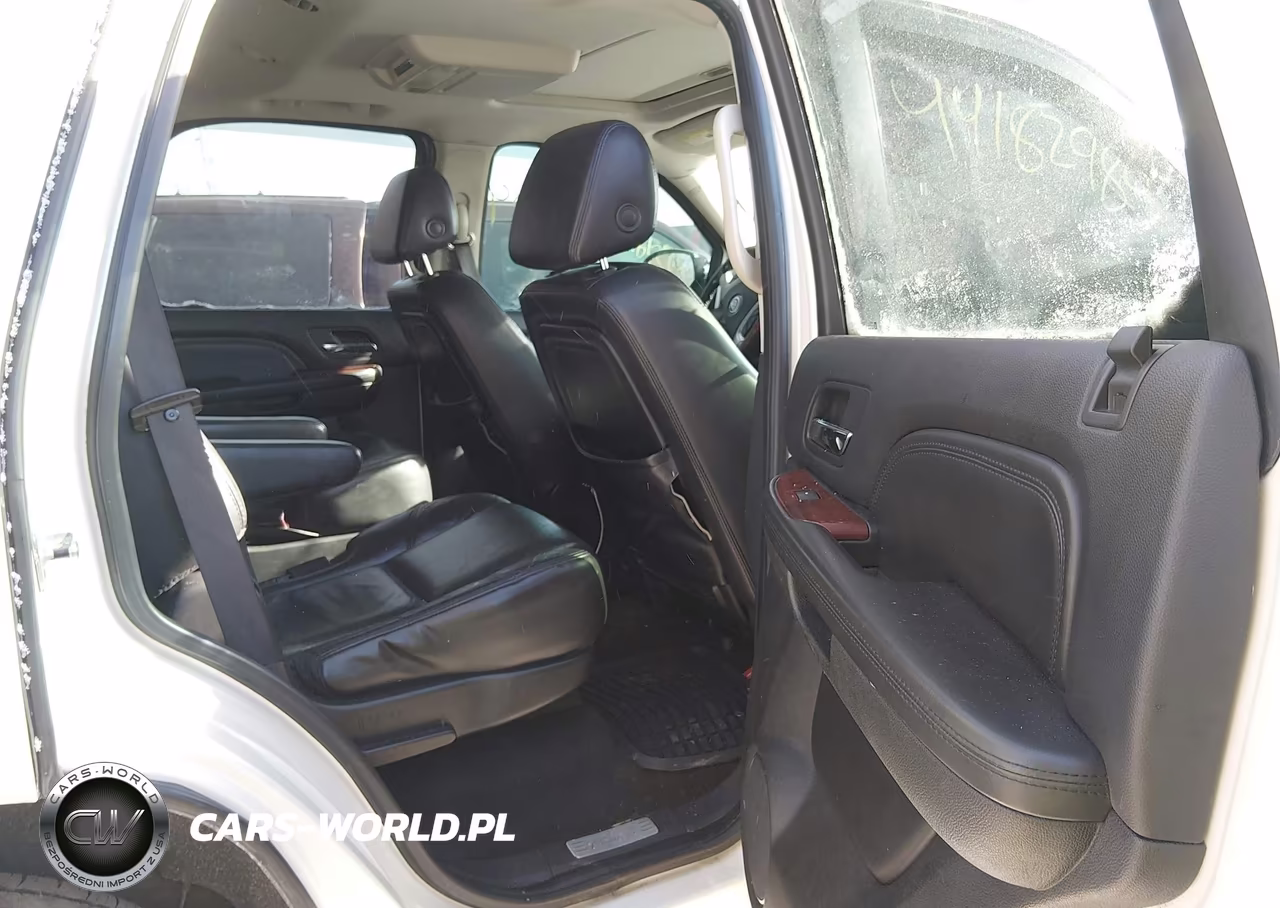 2007 Cadillac Escalade Standard VIN:1GYFK63867R332162 - 8