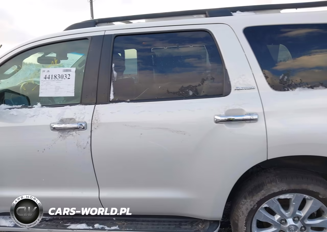 2011 Toyota Sequoia Platinum 5.7L V8 VIN:5TDDY5G15BS045098 - 14