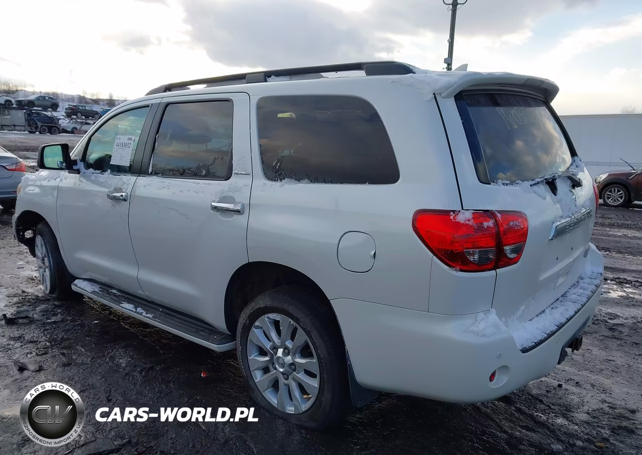2011 Toyota Sequoia Platinum 5.7L V8 VIN:5TDDY5G15BS045098 - 3