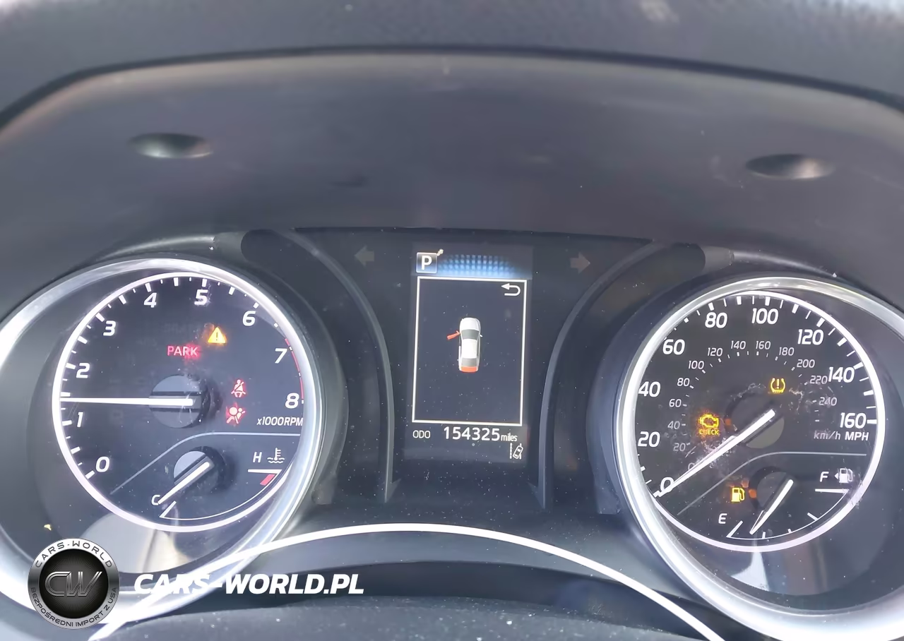 2018 Toyota Camry Le VIN:4T1B11HK9JU533827 - 7