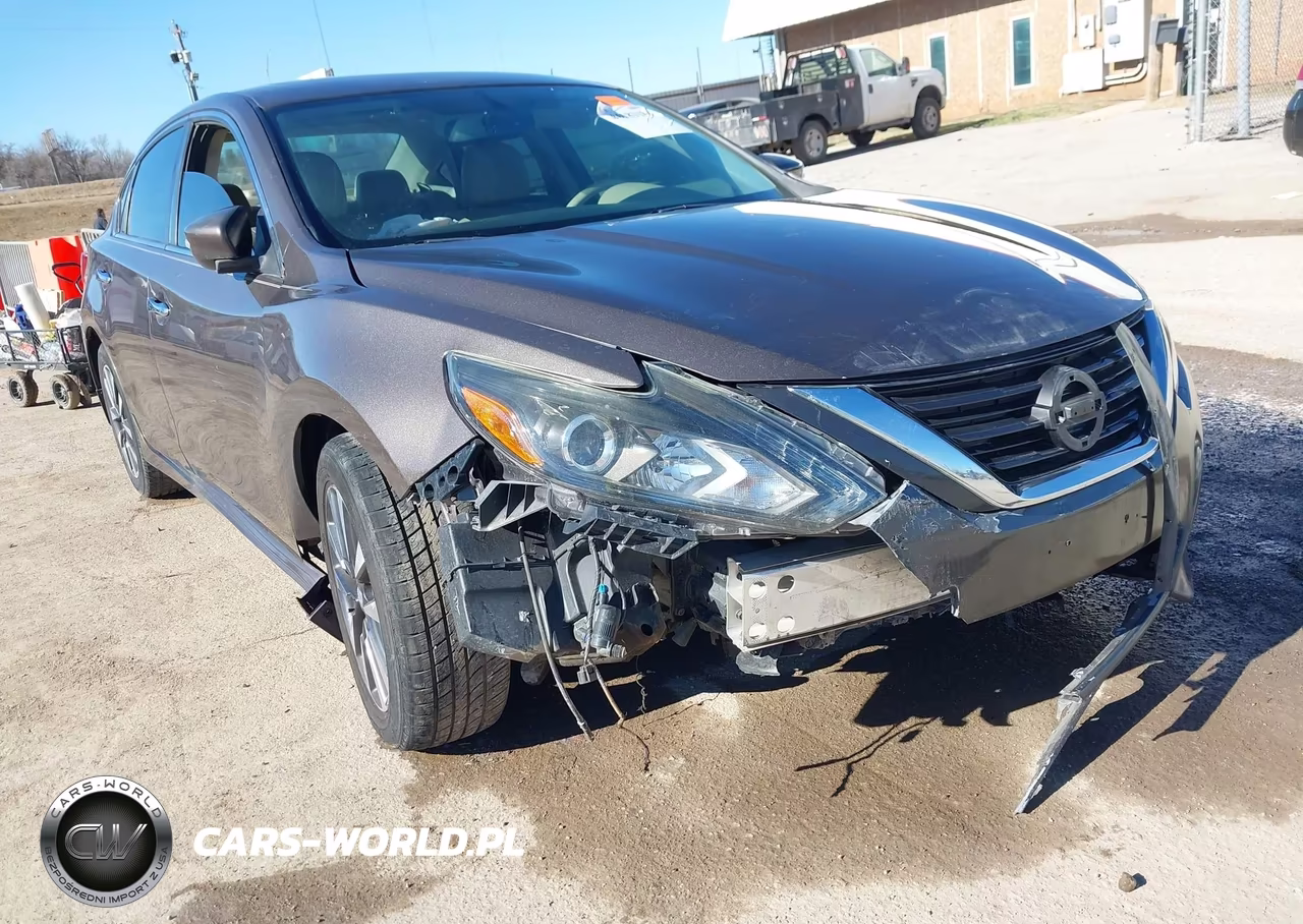 2017 Nissan Altima 2.5 – zdjęcie 1 z 15