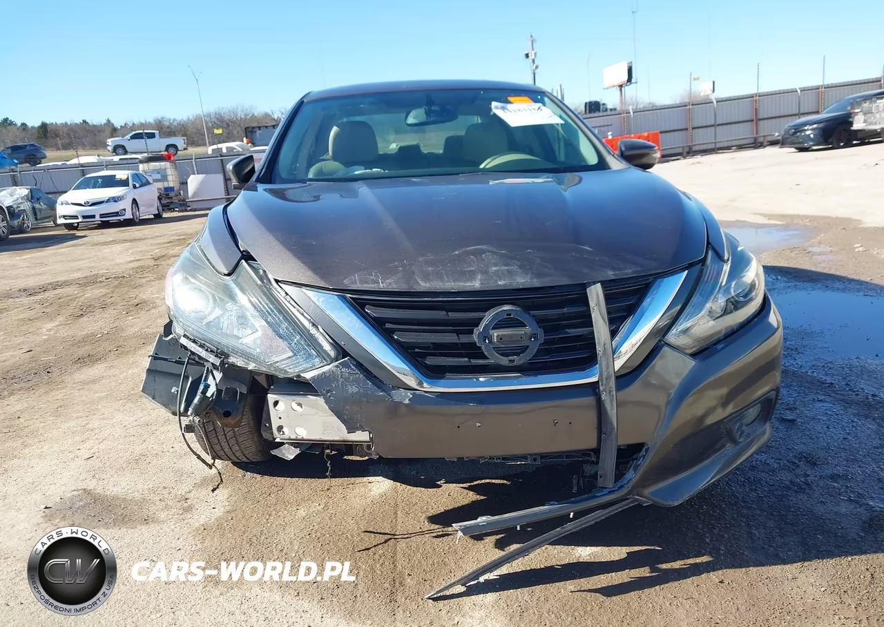 2017 Nissan Altima 2.5 VIN:1N4AL3AP0HC174594 - 11